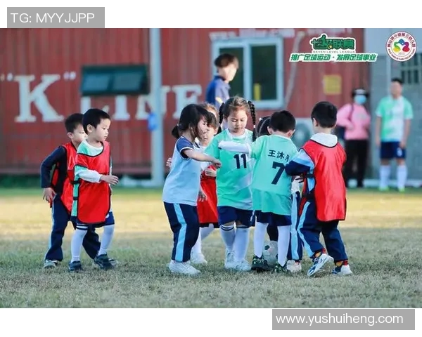 童年时光中的足球明星们那些珍贵的小时候照片回忆